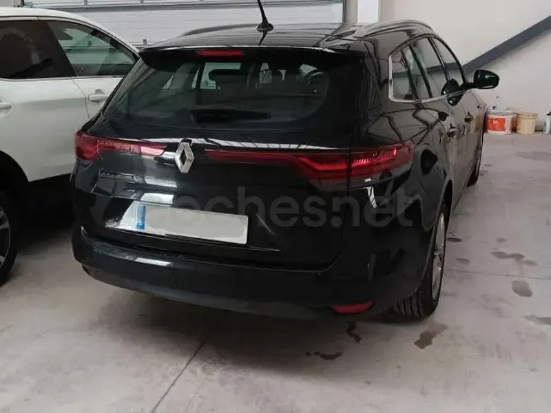 Usado Renault Mégane GrandTour Intens 116 CV (85 kW) 2021 Negro Familiar