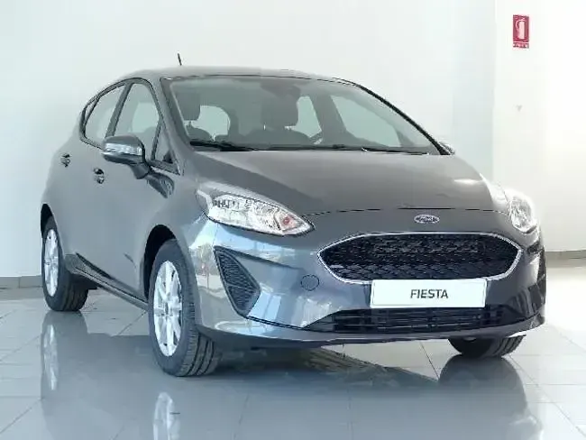 Usado Ford Fiesta Limited 75 CV (55 kW) 2021 Gris Utilitario