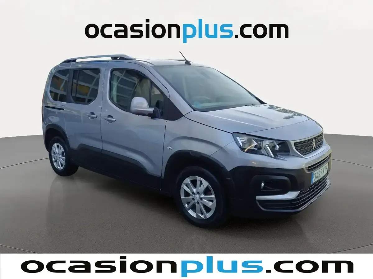 Usado Peugeot Rifter Active 130 CV (95 kW) 2019 Gris Monovolumen