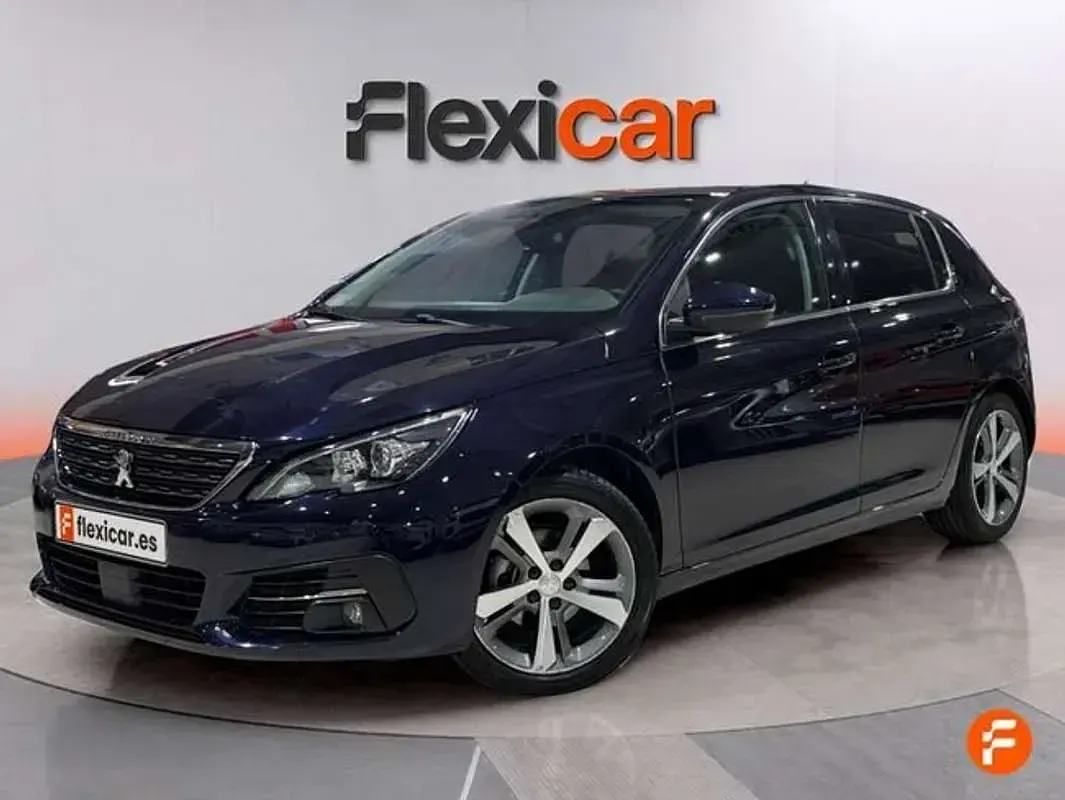 Usado Peugeot 308 Allure 131 CV (96 kW) 2018 Azul Utilitario