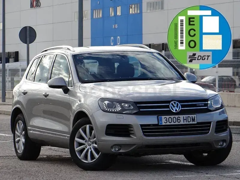 Usado VW Touareg 380 CV (279 kW) 2014 Gris / plata SUV