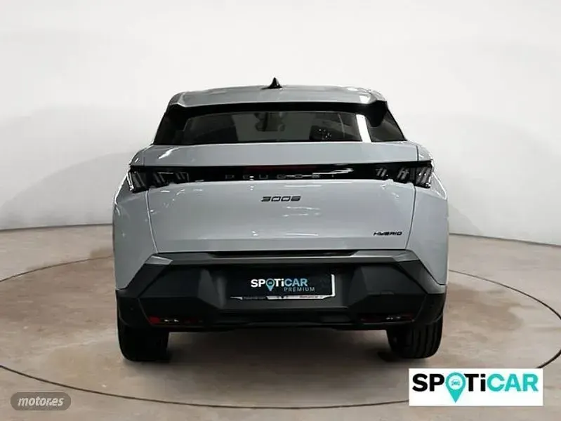 Usado Peugeot 3008 Allure 145 CV (106 kW) 2025 Blanco okenite SUV