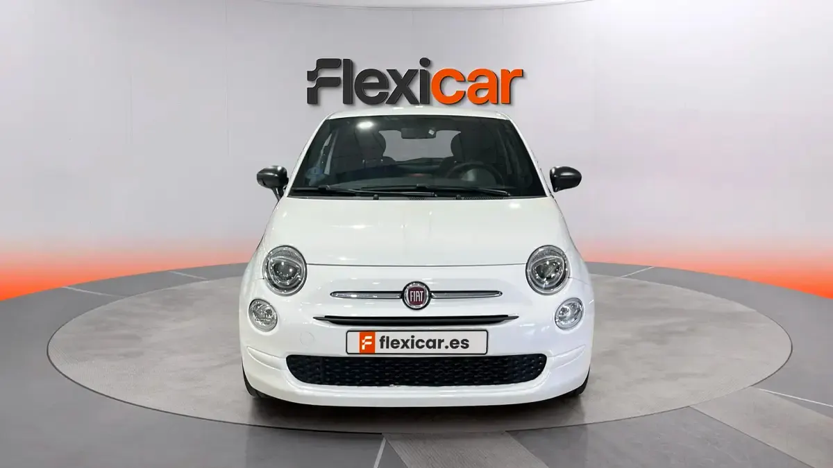 Usado Fiat 500 70 CV (51 kW) 2022 Blanco Berlina