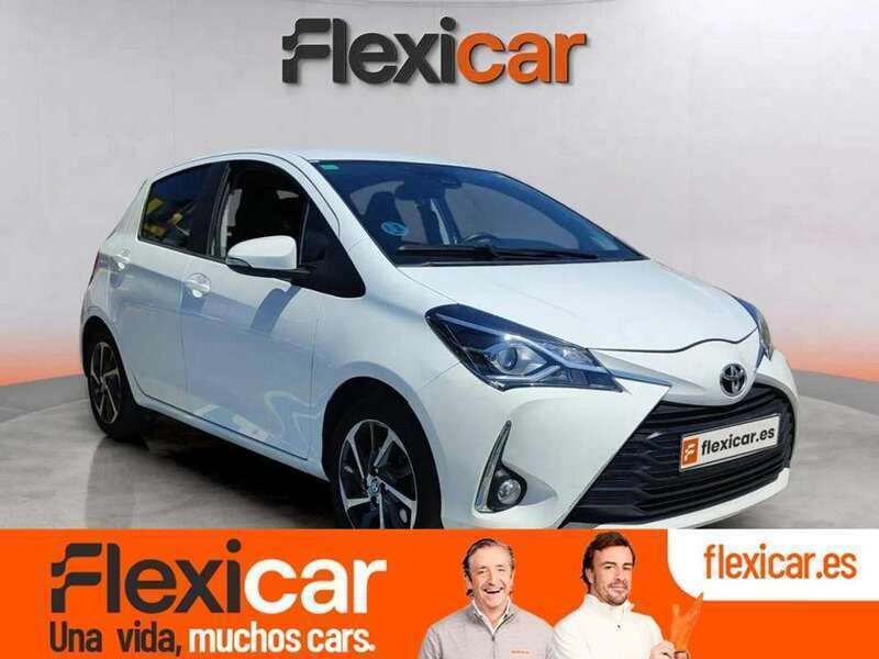 Blanco Usado 2019 Toyota Yaris Active Utilitario | 11.390 € (Precio justo) - Imagen 1/4