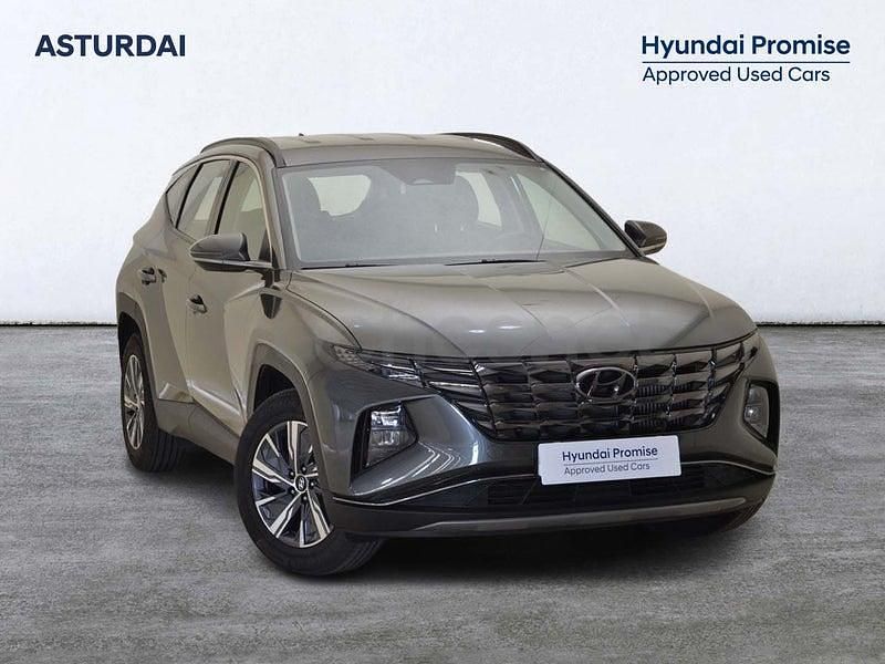 Usado Hyundai Tucson 150 CV (110 kW) 2022 Gris / plata SUV