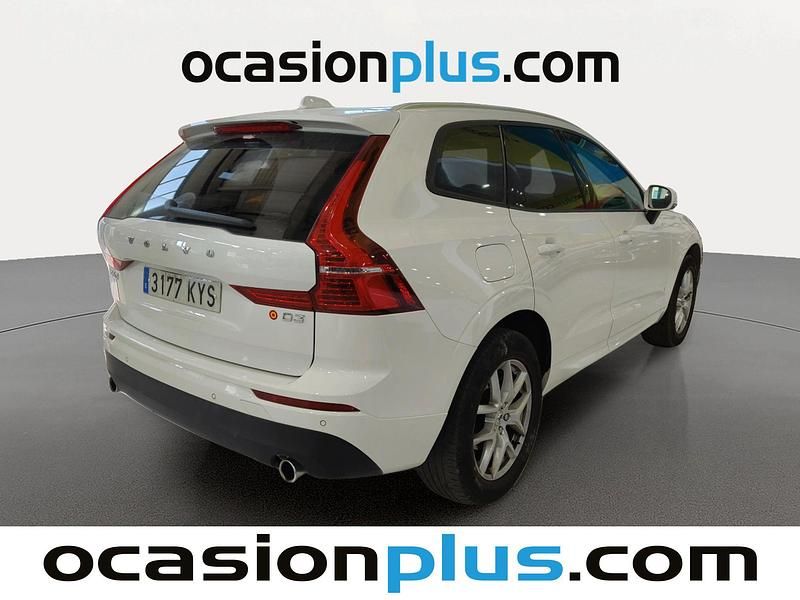 Usado Volvo XC60 Momentum 150 CV (110 kW) 2019 Blanco SUV