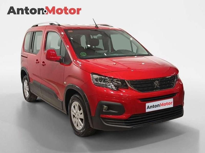 Usado Peugeot Rifter Allure 99 CV (72 kW) 2019 Rojo Monovolumen