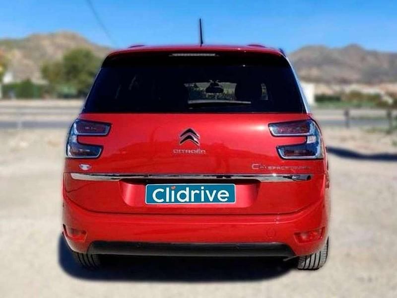 Usado Citroën Spacetourer Shine 131 CV (96 kW) 2020 Rojo Monovolumen