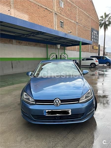 Azul Usado 2014 VW Golf Advance Berlina | 7990 € (Super precio) - Imagen 1/4