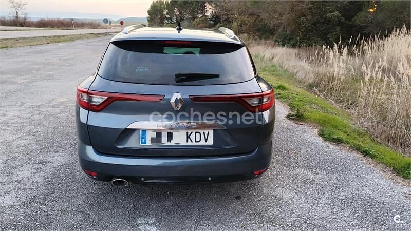 Usado Renault Mégane GrandTour Bose Edition 130 CV (95 kW) 2017 Azul Familiar