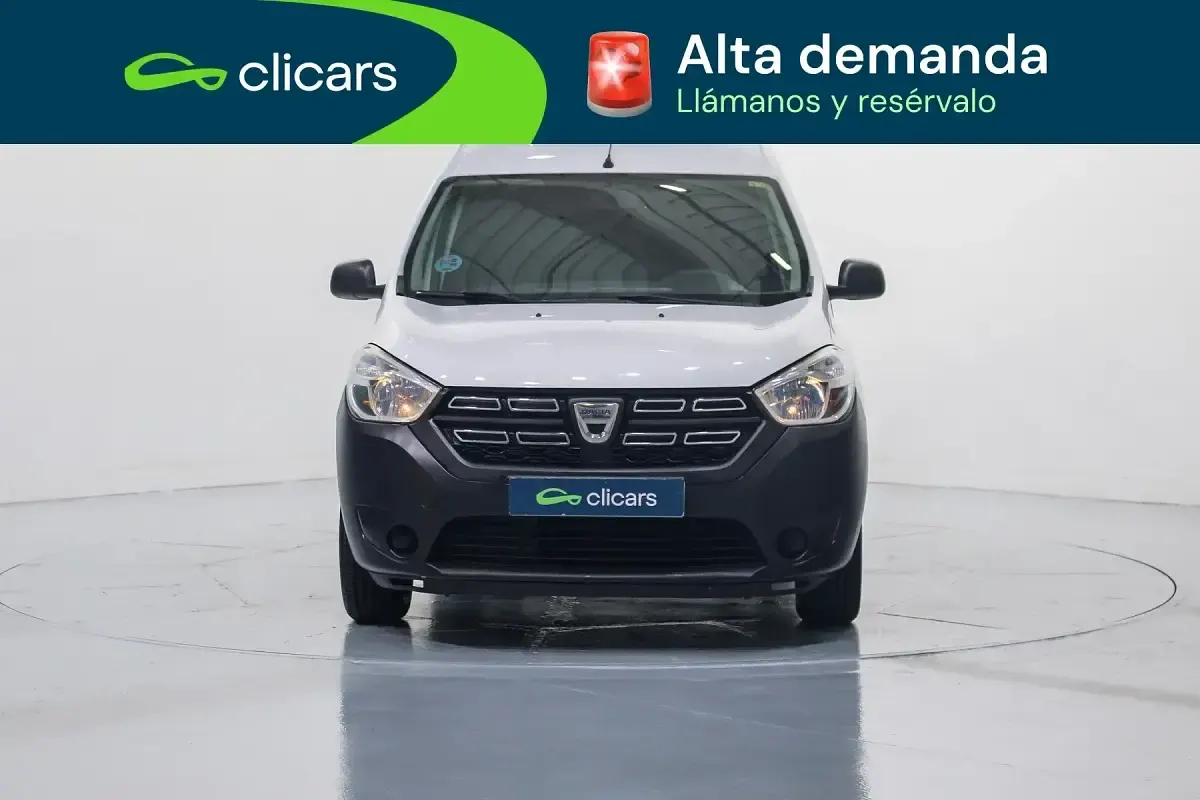 Usado Dacia Dokker Essentiel 100 CV (73 kW) 2019 Blanco Monovolumen