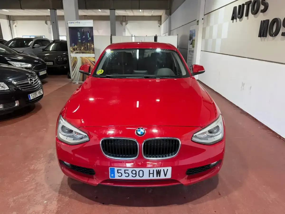 Käytetty BMW 118 143 HP (105 kW) 2014 Punainen Viistoperä