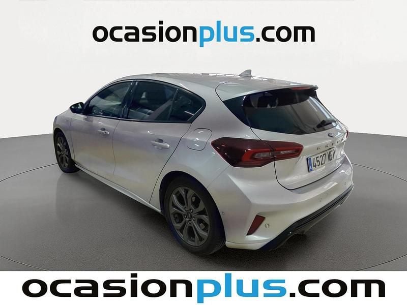 Usado Ford Focus ST-Line X 125 CV (91 kW) 2023 Gris plata Utilitario