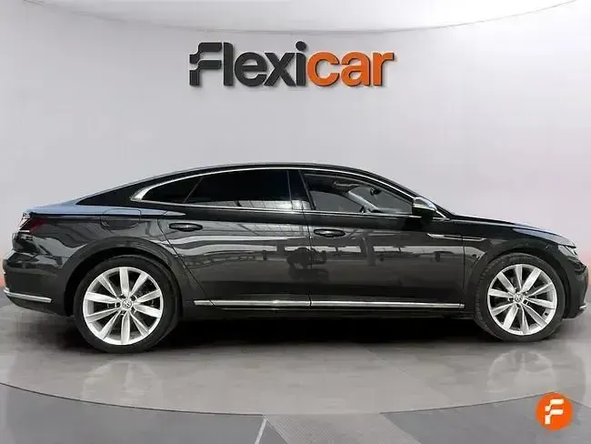 Usado VW Arteon Elegance 150 CV (110 kW) 2020 Negro Berlina