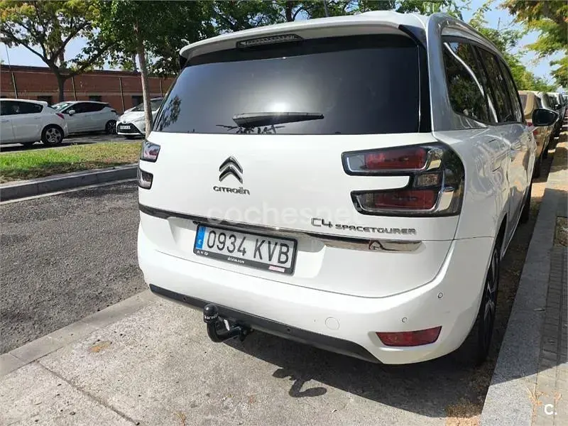 Usado Citroën C4 SpaceTourer PureTech 130 CV (95 kW) 2019 Blanco Monovolumen