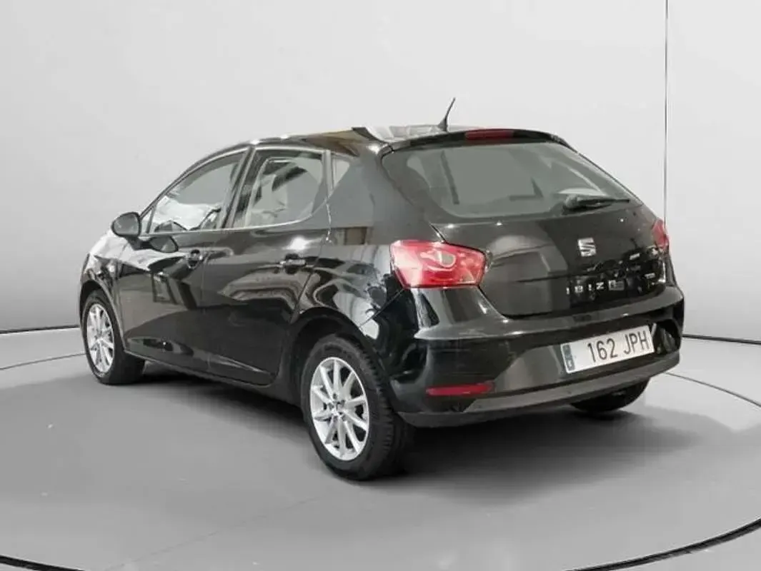 Usado Seat Ibiza Stylance 105 CV (77 kW) 2016 Negro Utilitario