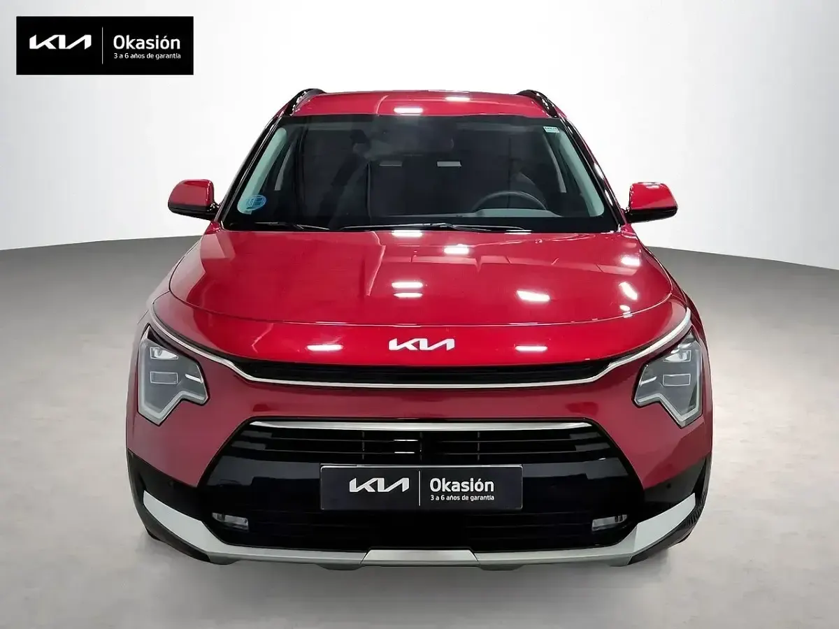 Usado Kia Niro 141 CV (103 kW) 2024 Rojo SUV
