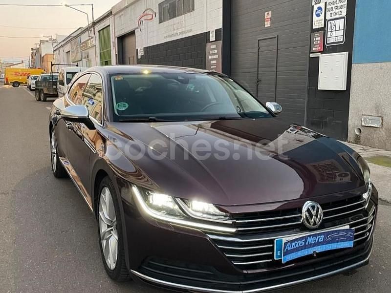 Burdeos Usado 2018 VW Arteon Elegance Coupe | 19.900 € (Precio justo) - Imagen 1/4