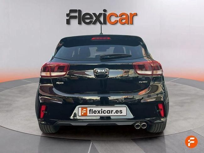 Usado Kia Rio GT-Line 100 CV (73 kW) 2021 Negro