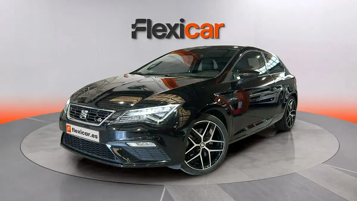 Usado Seat Leon FR 180 CV (132 kW) 2018 Negro Berlina