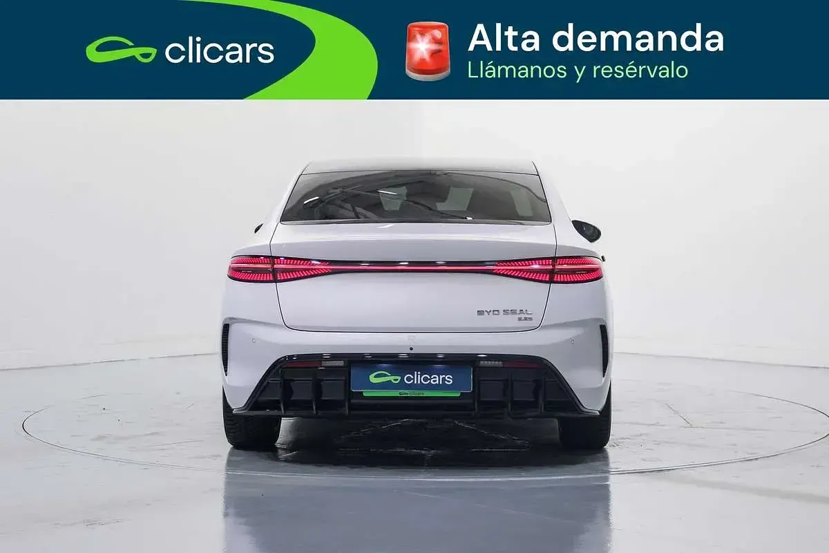 Usado BYD Seal 389 kW (530 CV) 2024 Blanco Berlina