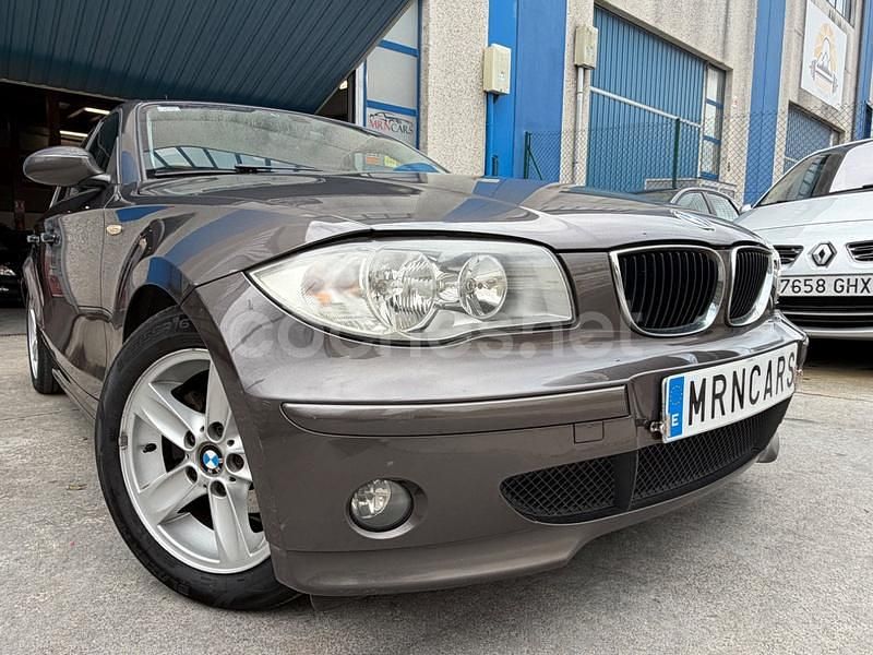 Usado BMW 118 122 CV (89 kW) 2005 Beige Utilitario