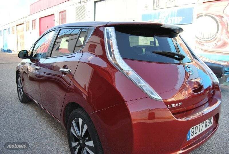 Usado Nissan Leaf Tekna 58 kW (80 CV) 2017 Rojo Utilitario