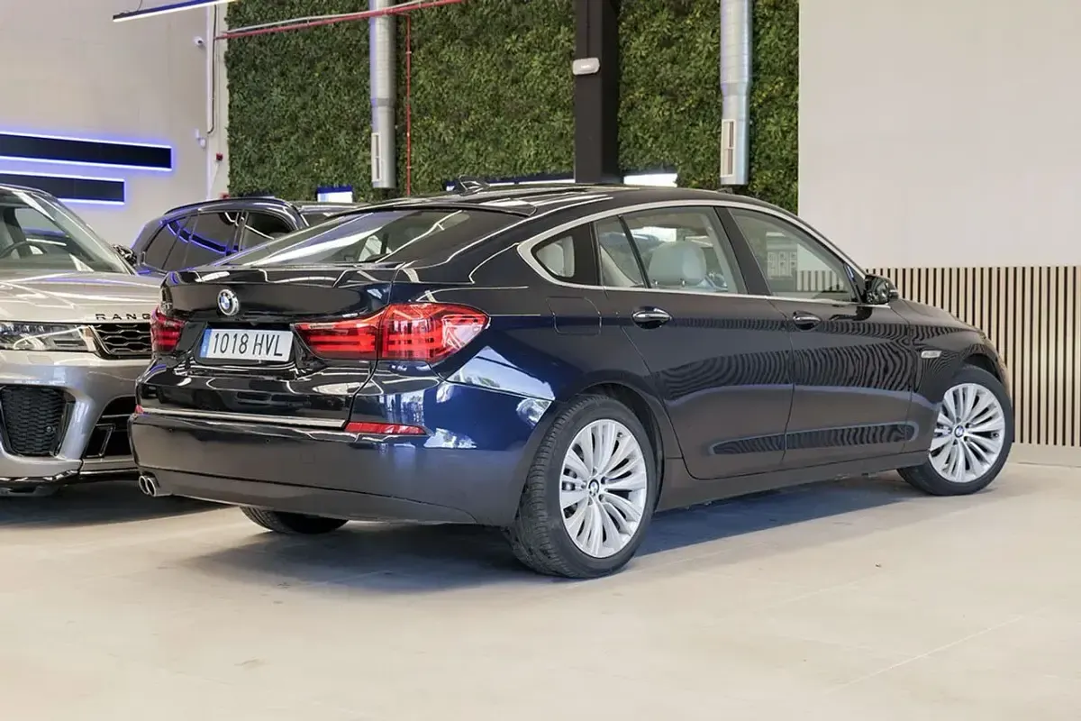 Usado BMW 520 Gran Turismo Comfort Edition 184 CV (135 kW) 2014 Azul Coupe