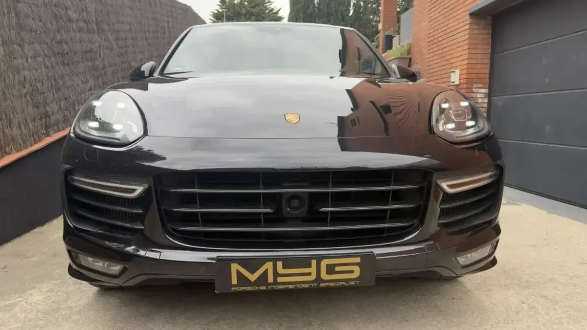 Usado Porsche Cayenne 441 CV (324 kW) 2016 Negro SUV