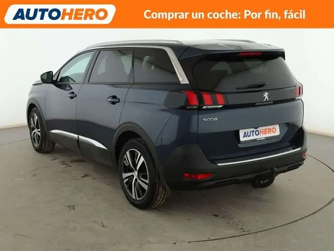 Usado Peugeot 5008 Allure 131 CV (96 kW) 2018 Azul SUV
