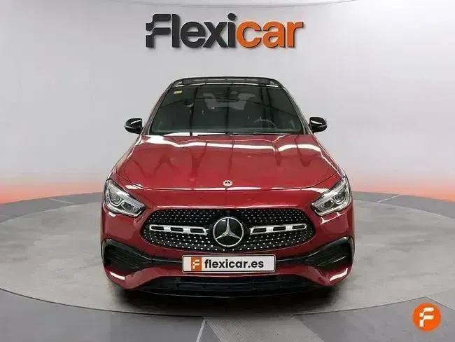 Usado Mercedes GLA200 150 CV (110 kW) 2020 Rojo SUV