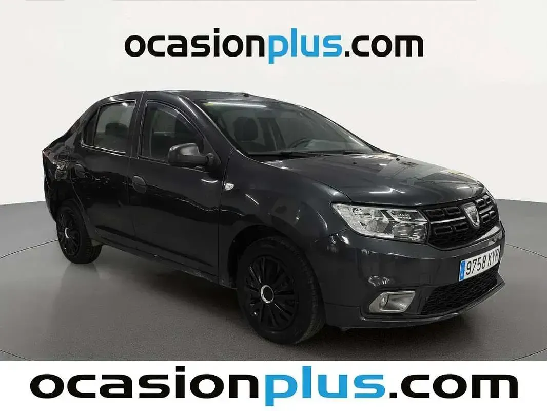Usado Dacia Sandero Essentiel 75 CV (55 kW) 2019 Gris Utilitario