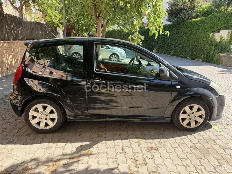 Usado Citroën C2 VTR Sport 75 CV (55 kW) 2004 Negro Utilitario