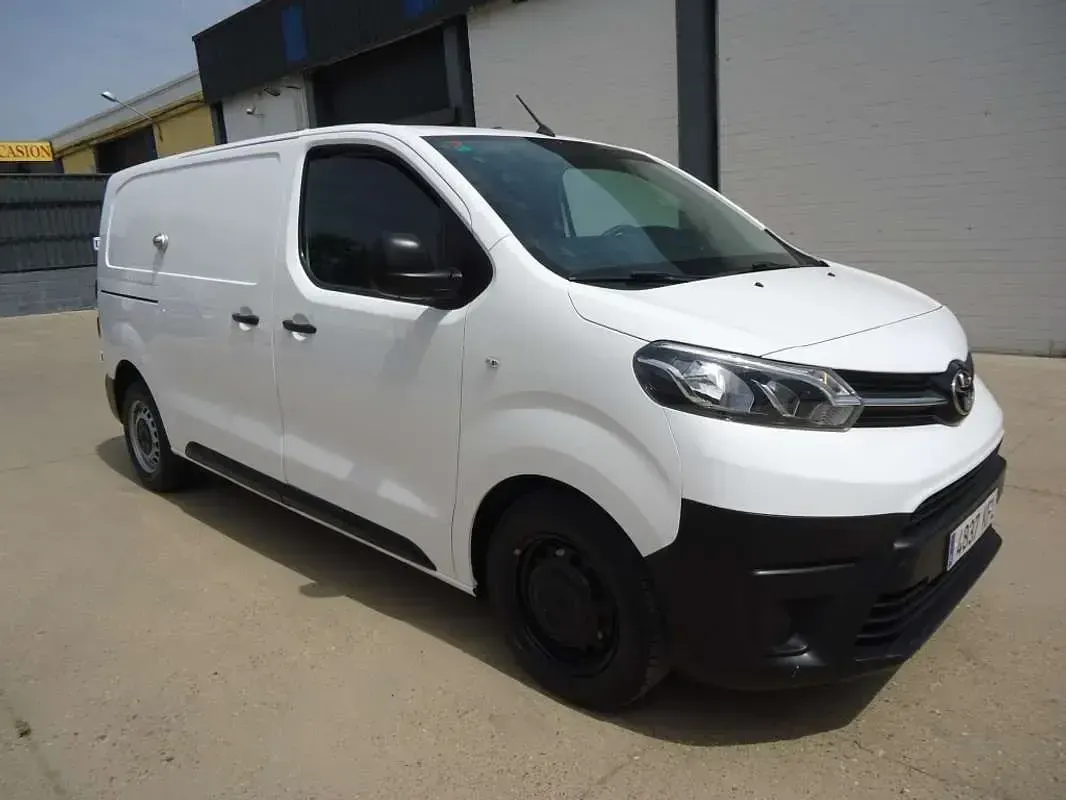 Usado Toyota Proace Comfort 122 CV (89 kW) 2017 Blanco Monovolumen