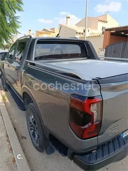 Usado Ford Ranger Wildtrack 205 CV (150 kW) 2025 Gris / plata Pickup/Camioneta