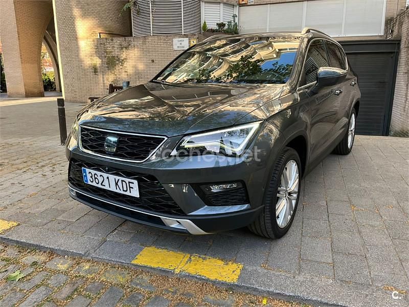 Usado Seat Ateca XCELLENCE 150 CV (110 kW) 2017 Gris / plata SUV