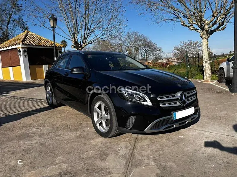 Usado Mercedes GLA250 211 CV (155 kW) 2019 Negro SUV