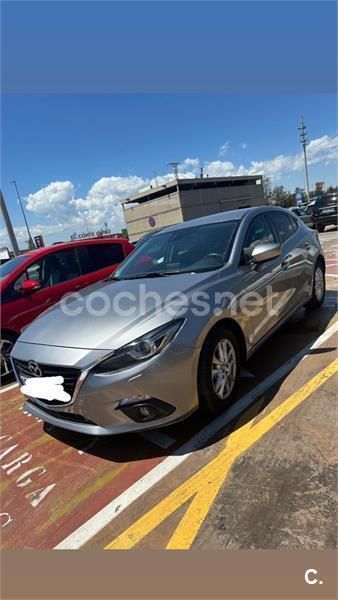 Gris / plata Usado 2015 Mazda 3 Style Berlina | 14.000 € (Buen precio) - Imagen 1/4