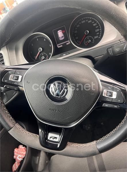 Usado VW Golf VIII 115 CV (84 kW) 2023 Gris / plata Berlina