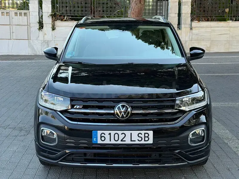 Usado VW T-Cross Sportline 150 CV (110 kW) 2021 Negro SUV