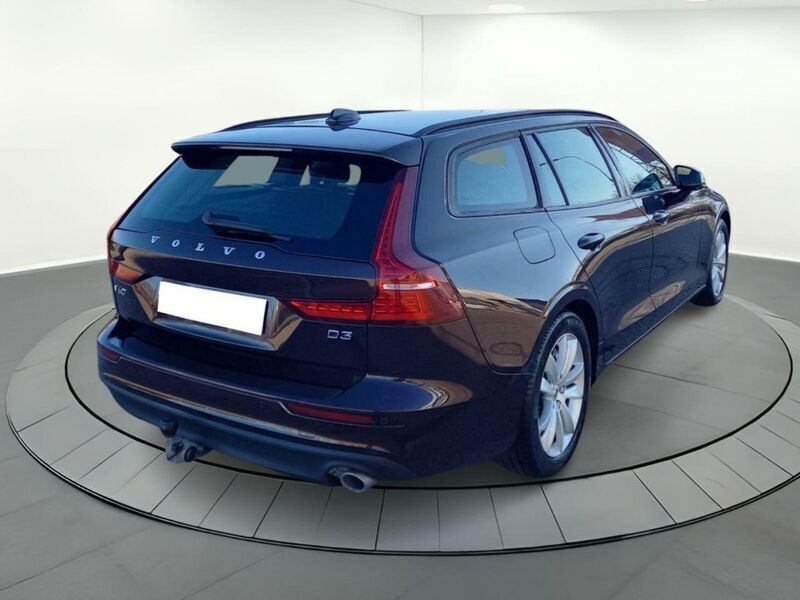 Usado Volvo V60 Momentum 150 CV (110 kW) 2018 Marrón Familiar