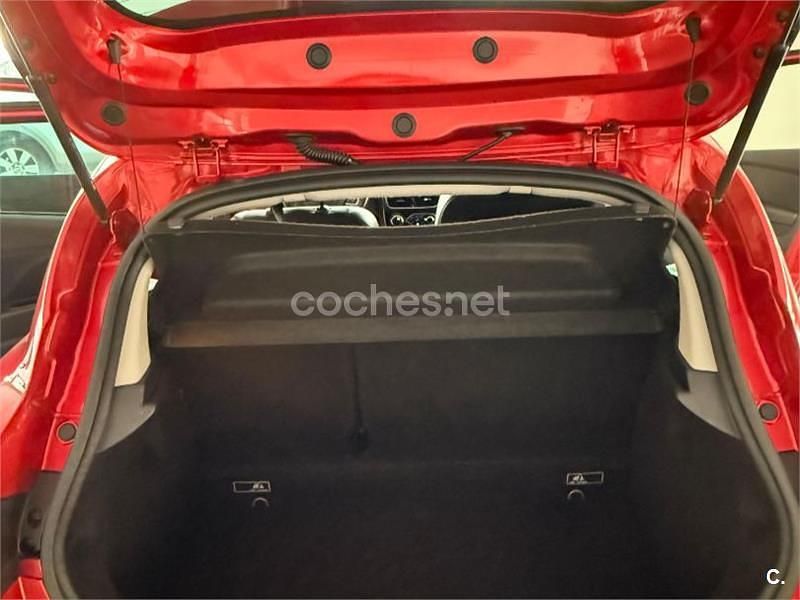 Usado Renault Clio IV Zen 90 CV (66 kW) 2018 Rojo Berlina