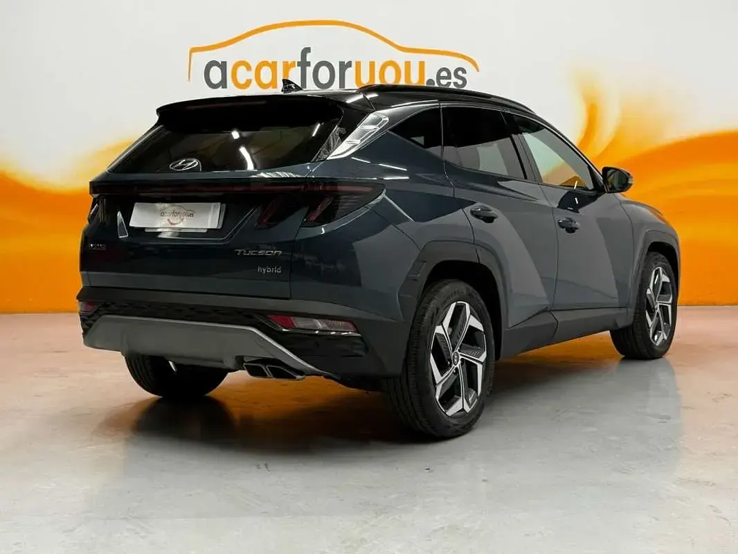 Usado Hyundai Tucson 230 CV (169 kW) 2022 Gris SUV