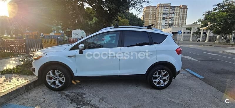Usado Ford Kuga Titanium 140 CV (102 kW) 2012 Blanco SUV