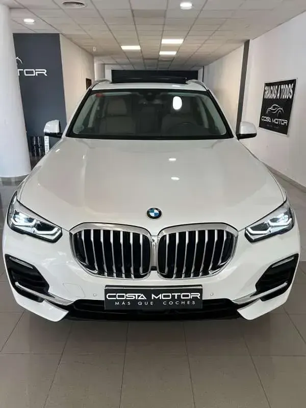 Usado BMW X5 Comfort Edition 231 CV (169 kW) 2021 Blanco SUV