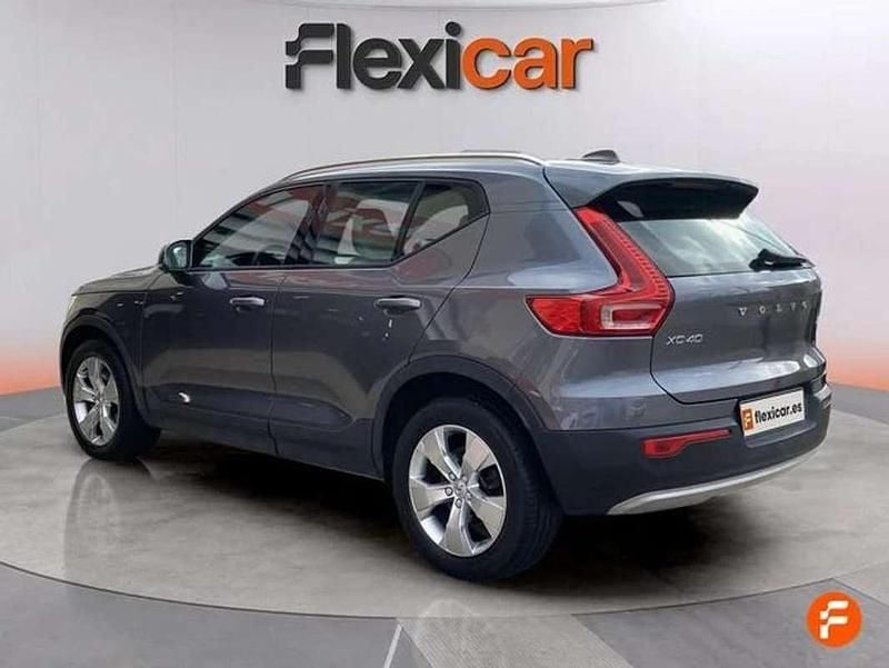 Usado Volvo XC40 Momentum 150 CV (110 kW) 2018 Gris SUV