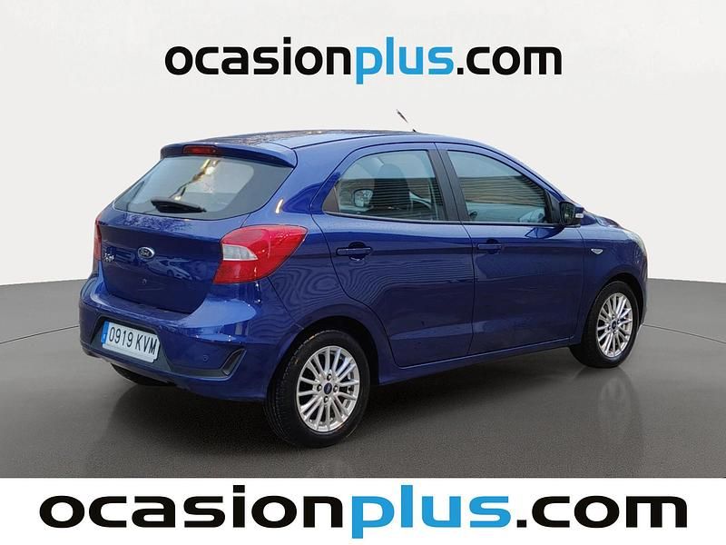 Usado Ford Ka Plus Ultimate 86 CV (63 kW) 2019 Azul Utilitario