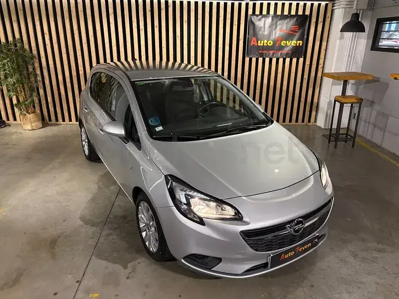 Usado Opel Corsa Selective 90 CV (66 kW) 2019 Gris / plata Utilitario