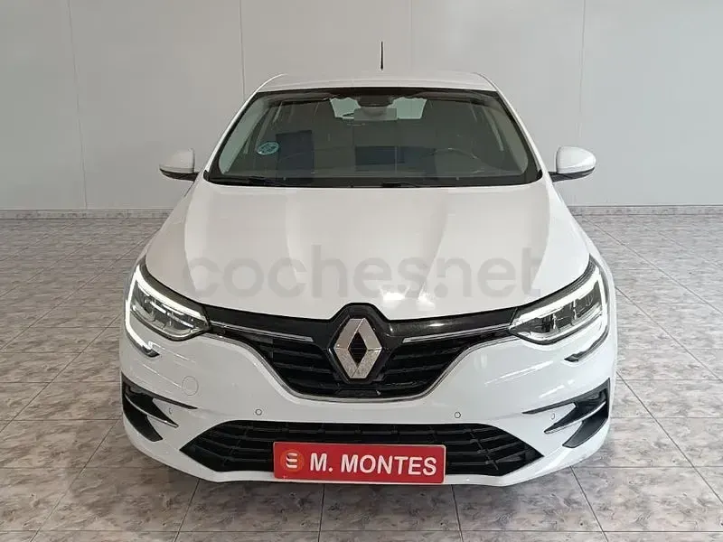 Usado Renault Mégane II Life 115 CV (84 kW) 2021 Blanco Berlina