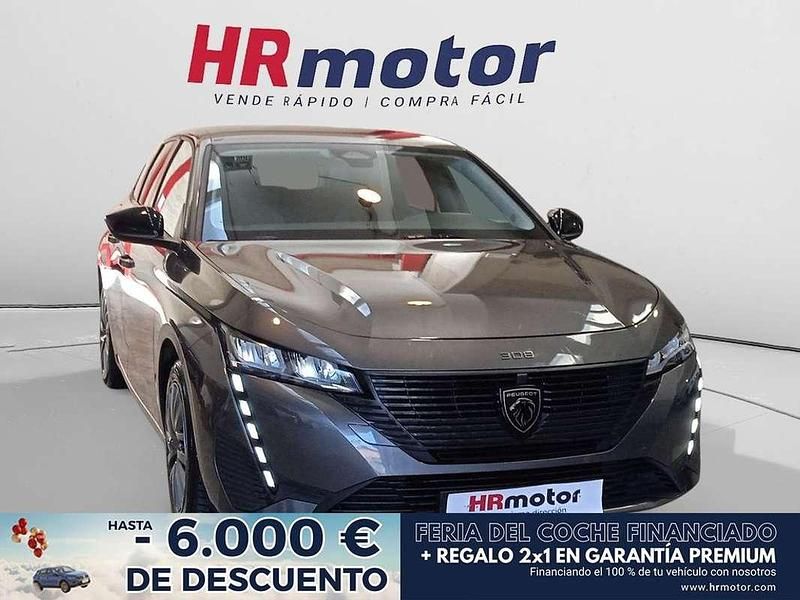 Usado Peugeot 308 Active 111 CV (81 kW) 2022 Gris Familiar